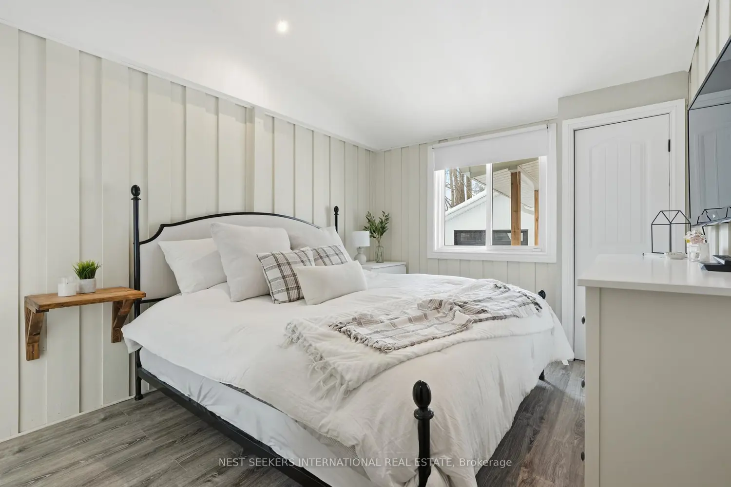 Additional image 14 of 920 Barry Avenue