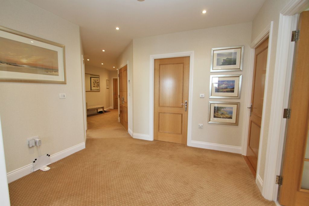 Additional image 8 of 3 bed flat for saleDarley Road, Eastbourne BN20