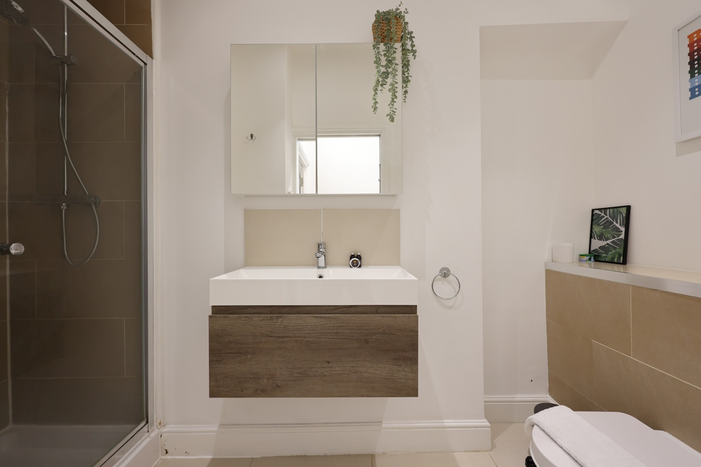 Additional image 6 of 1 Bed Flat, Broadway Market, E8, N1 7GU