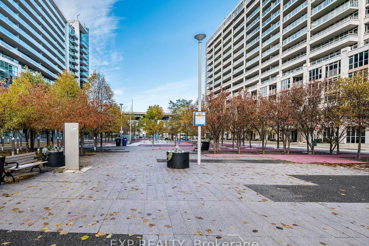 Additional image 2 of 209 Fort York Boulevard 167