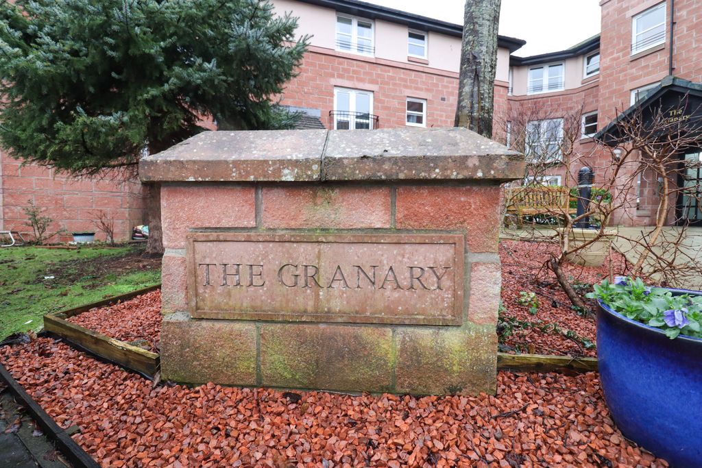Additional image 2 of 2 bed flat for saleFlat 22, The Granary, Glebe Street, Dumfries DG1