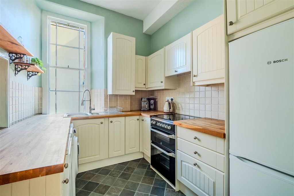 Additional image 9 of 2 bed flat for saleDial Hill Road, Clevedon BS21