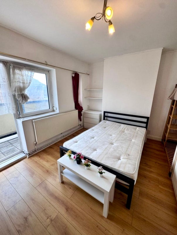 Additional image 5 of Room in a Shared House, Colebert Avenue, E1, N1 7GU