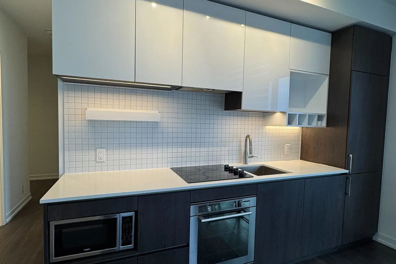 Additional image 20 of 950 Portage Parkway Ph12