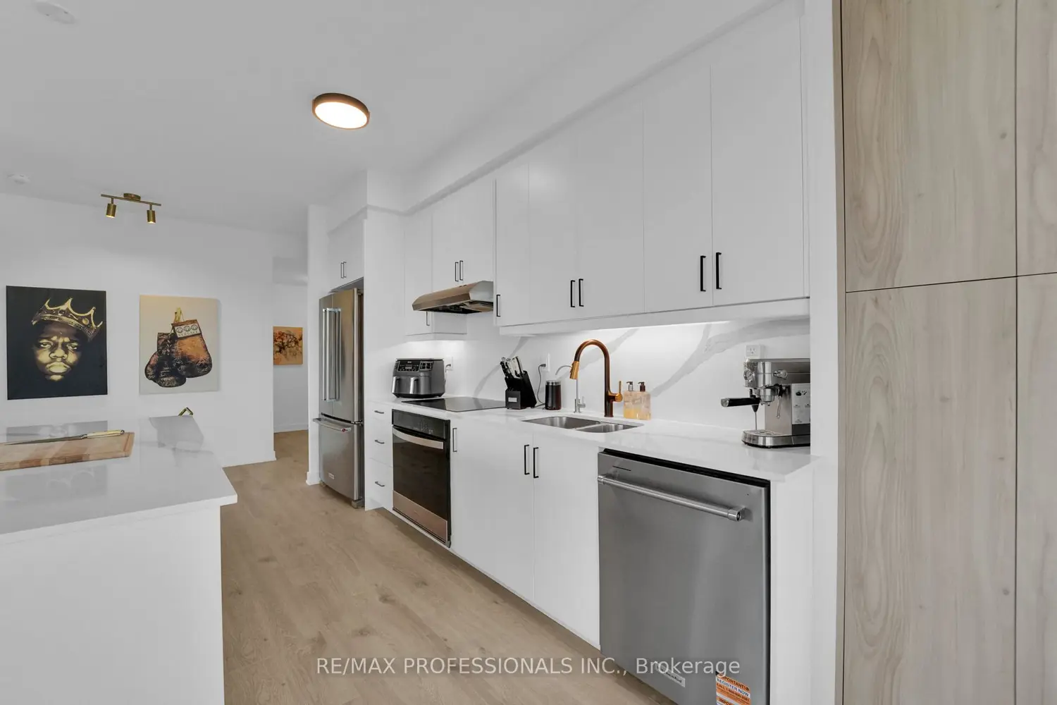 Additional image 5 of 1035 Southdown Road 1402