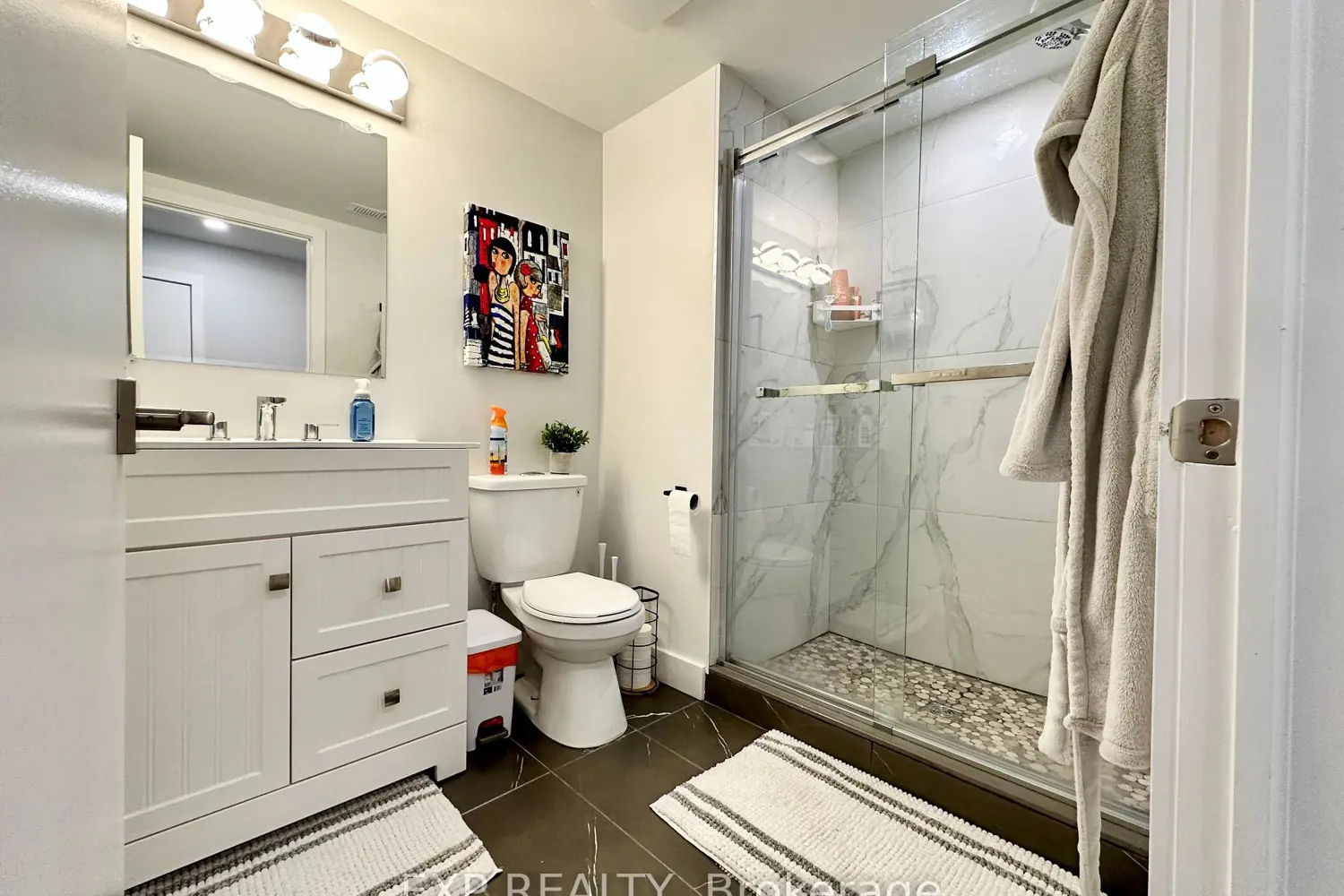 Additional image 14 of 44 Sherry Lane