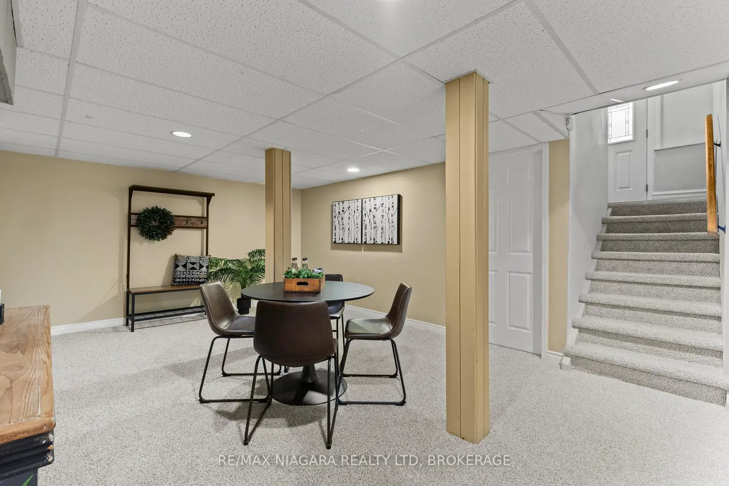 Additional image 12 of 401 Fielden Avenue