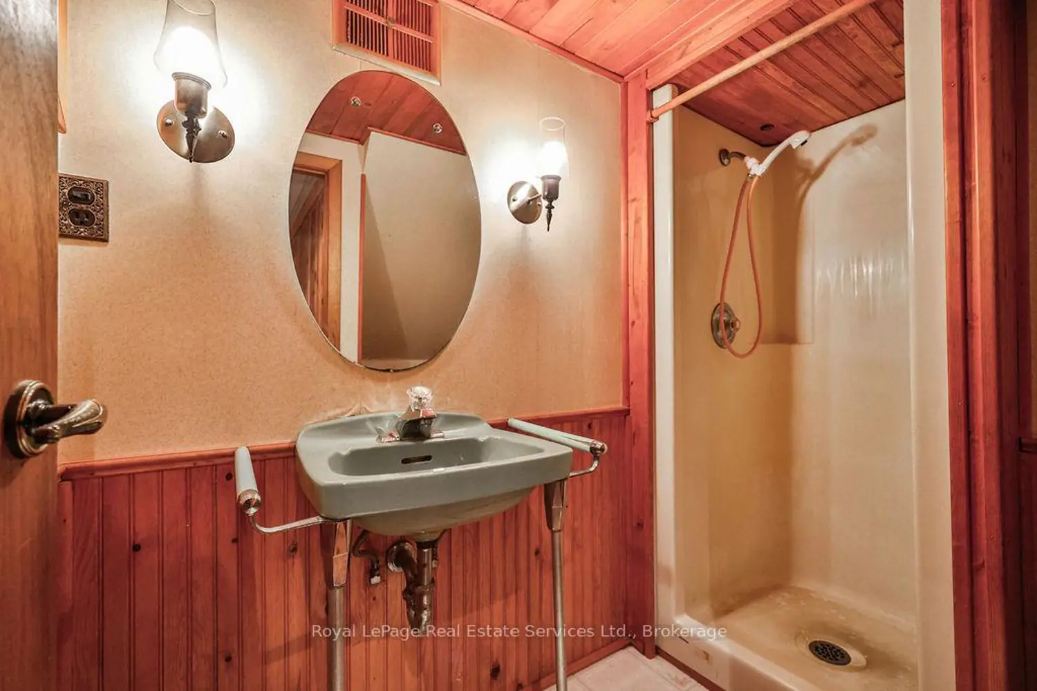 Additional image 15 of 557 Stonecliffe Road