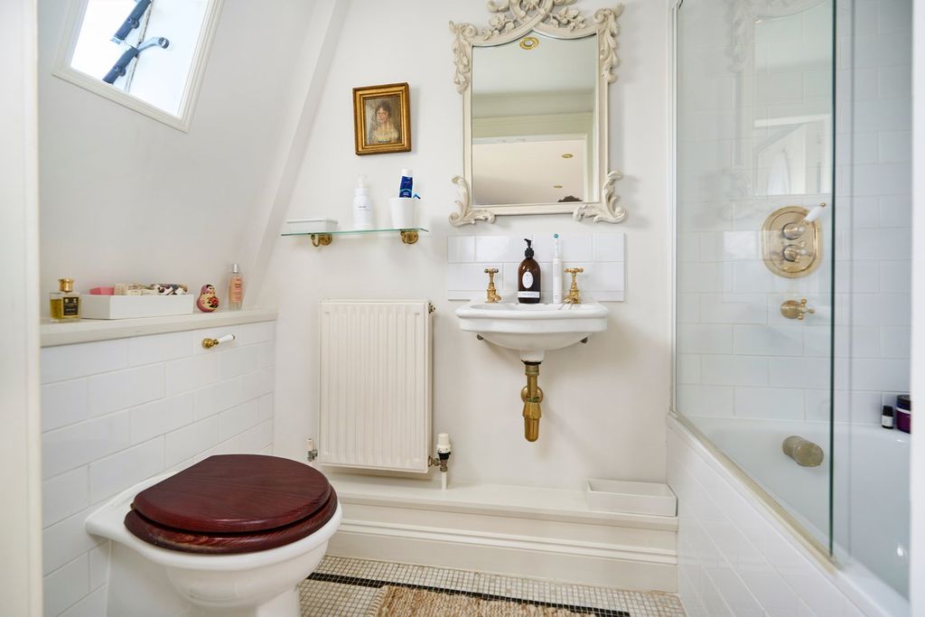 Additional image 11 of 3 bed flat for saleSt James's Square, Bath BA1