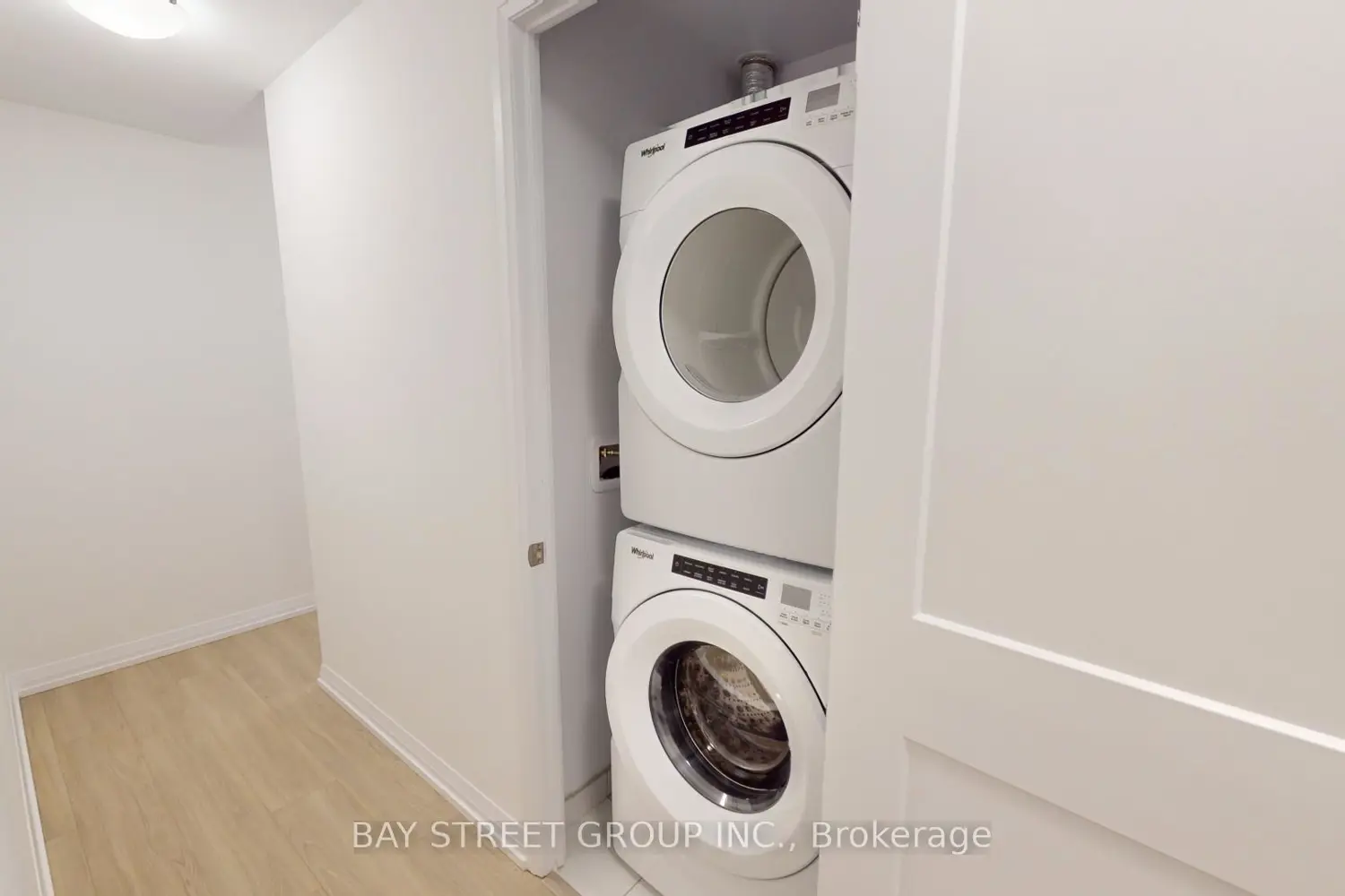 Additional image 13 of 50 Dunfield Avenue 817