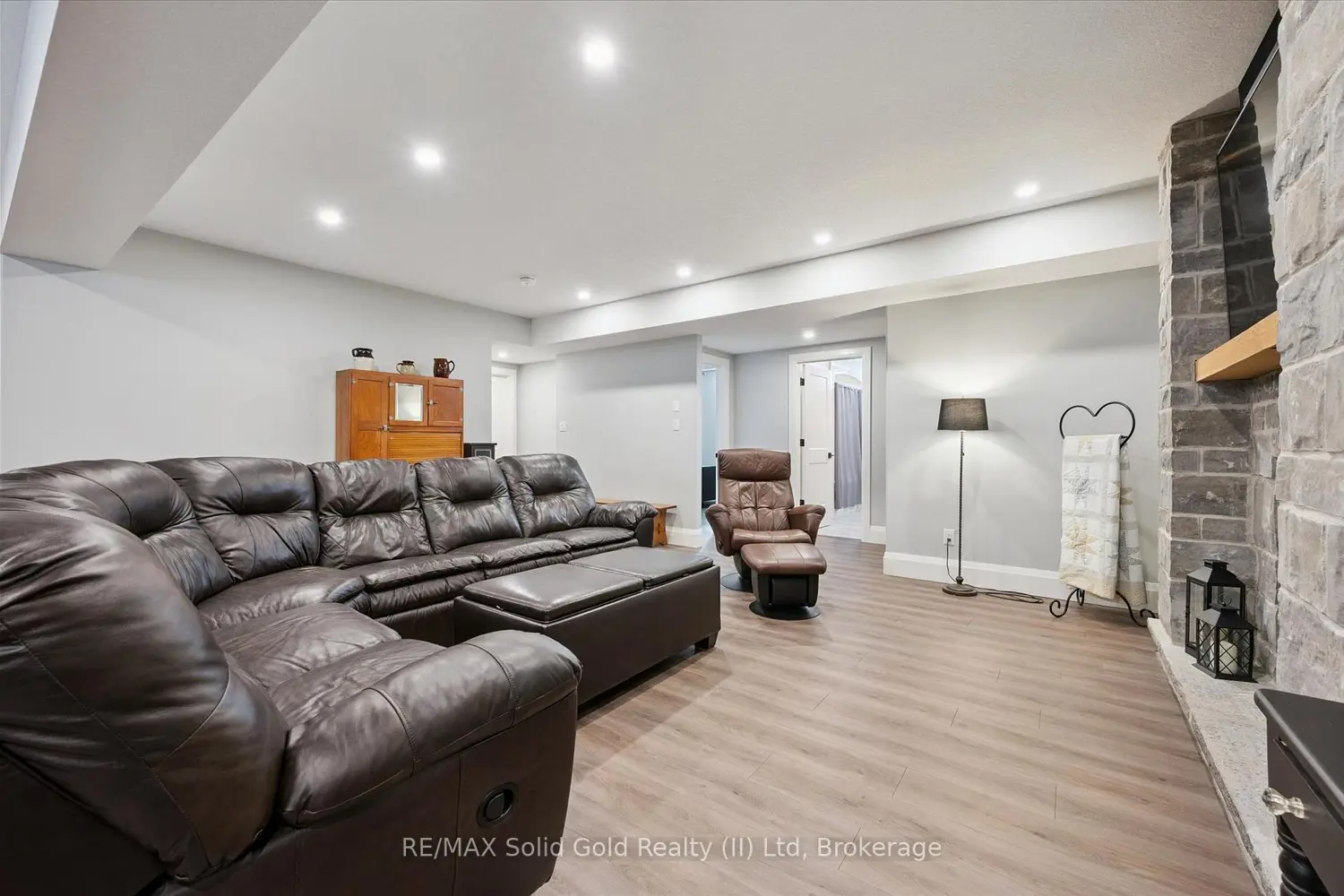 Additional image 11 of 120 Village Road