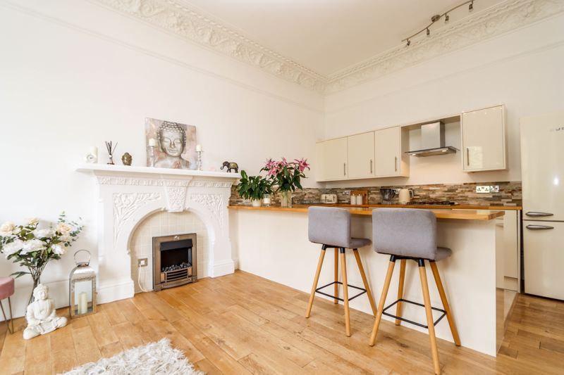 Additional image 4 of 2 bed flat for saleVictoria Road, Clevedon BS21