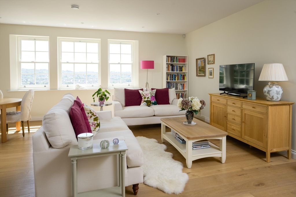 3 bed flat for saleLansdown Road, Bath, Somerset BA1 photo 2