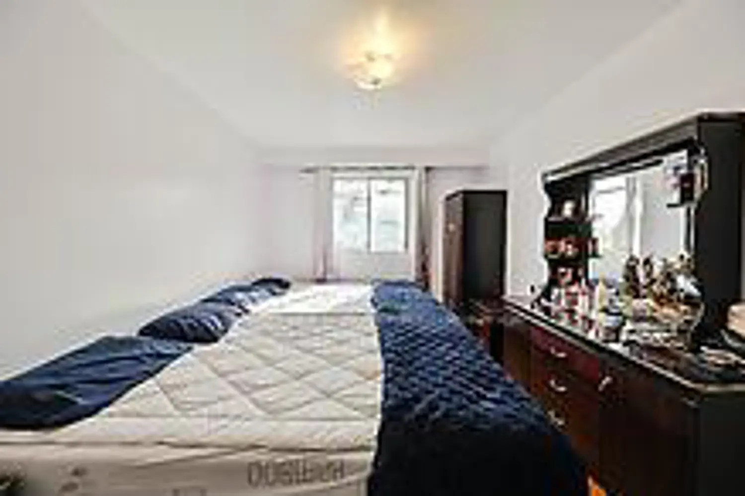 Additional image 9 of 7560 Goreway Drive 27