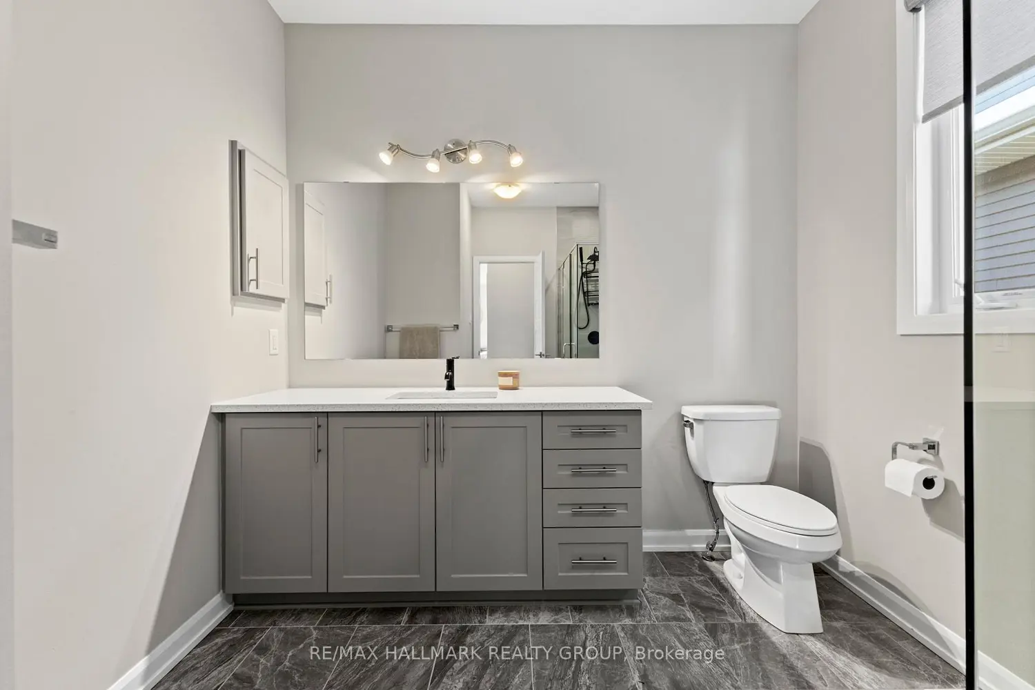 Additional image 10 of 433 Sterling Avenue