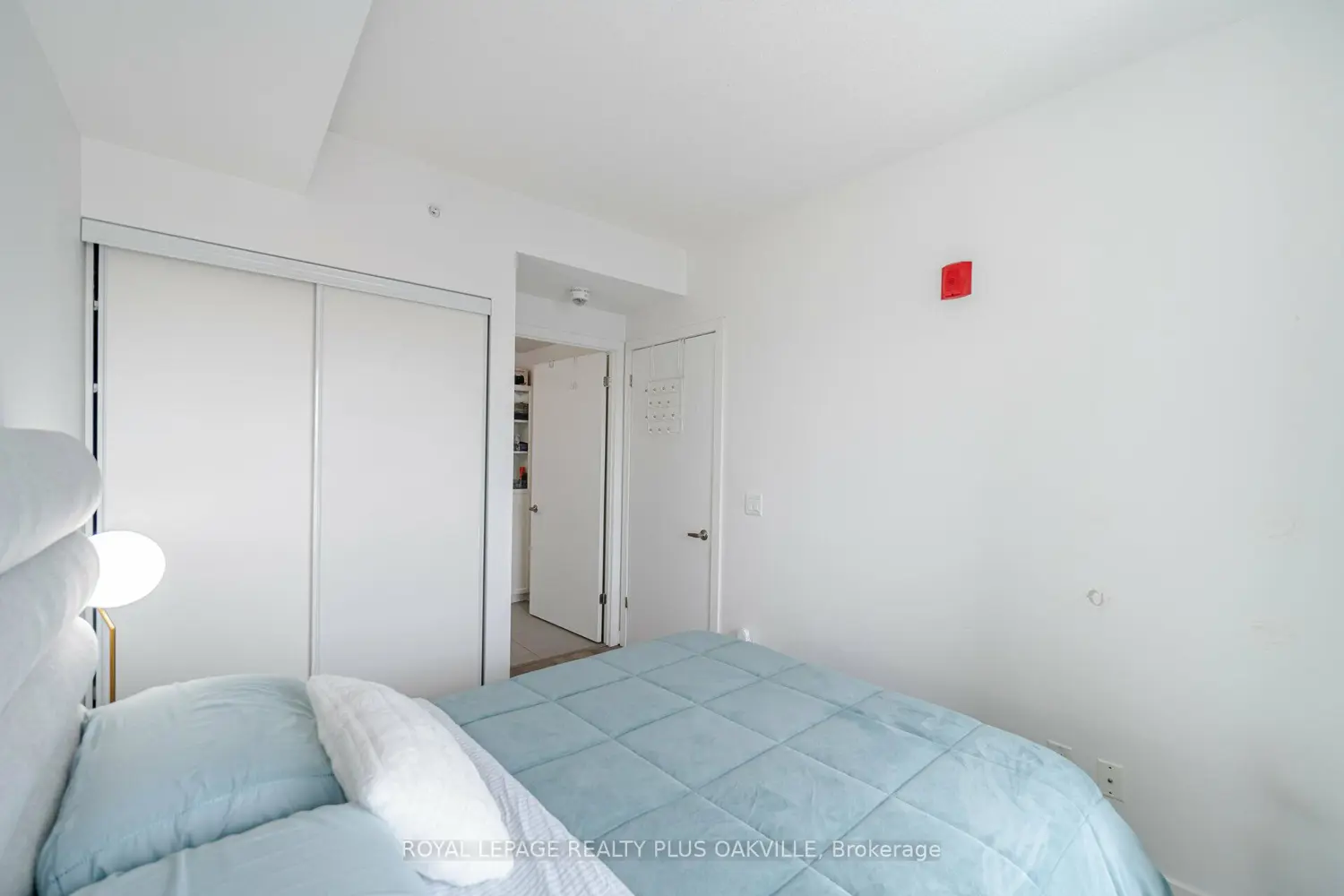 Additional image 15 of 5230 Dundas Street A629