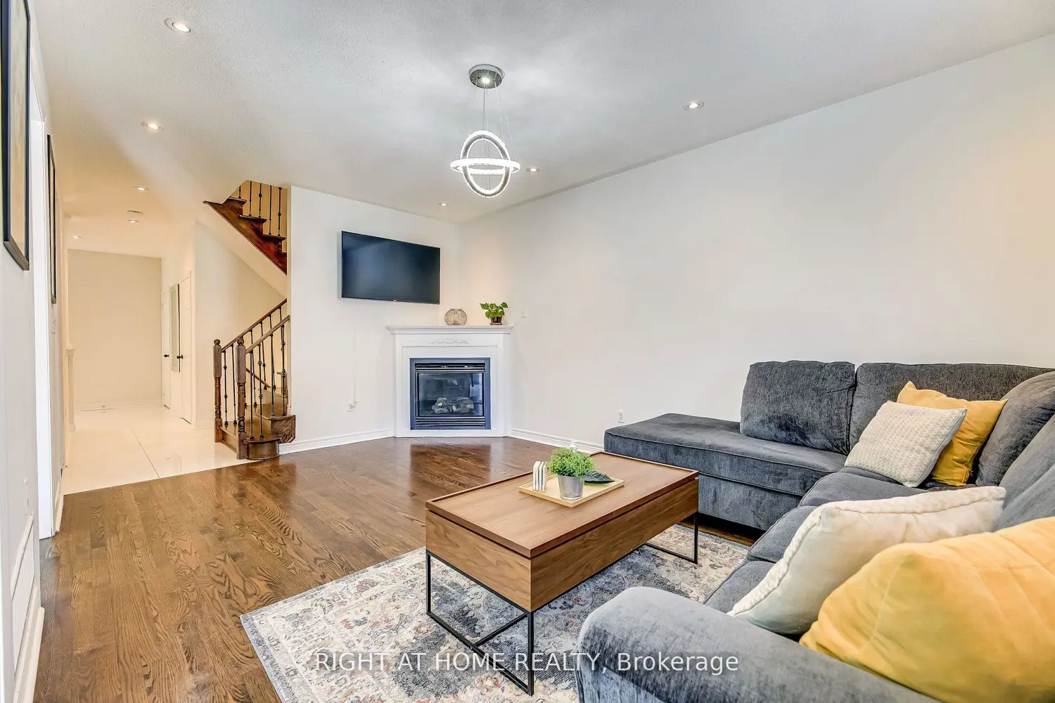 Additional image 6 of 3228 Cabano Crescent