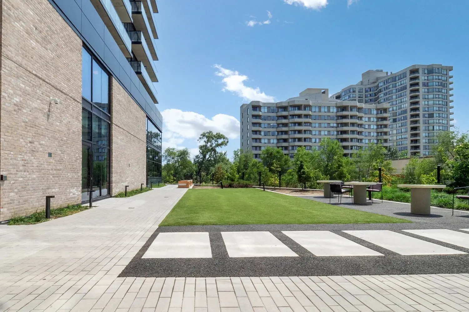 Additional image 19 of 86 Dundas Street 1103