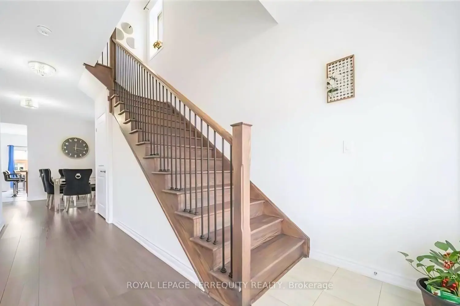 Additional image 2 of 44 Cottonwood Crescent