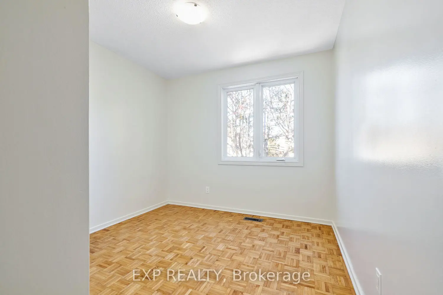 Additional image 4 of 3260 Southgate Road 99