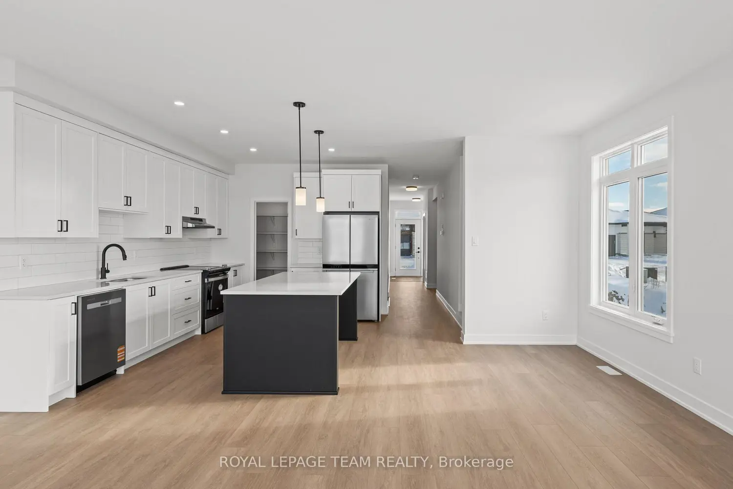 Additional image 14 of 1064 Moore Street