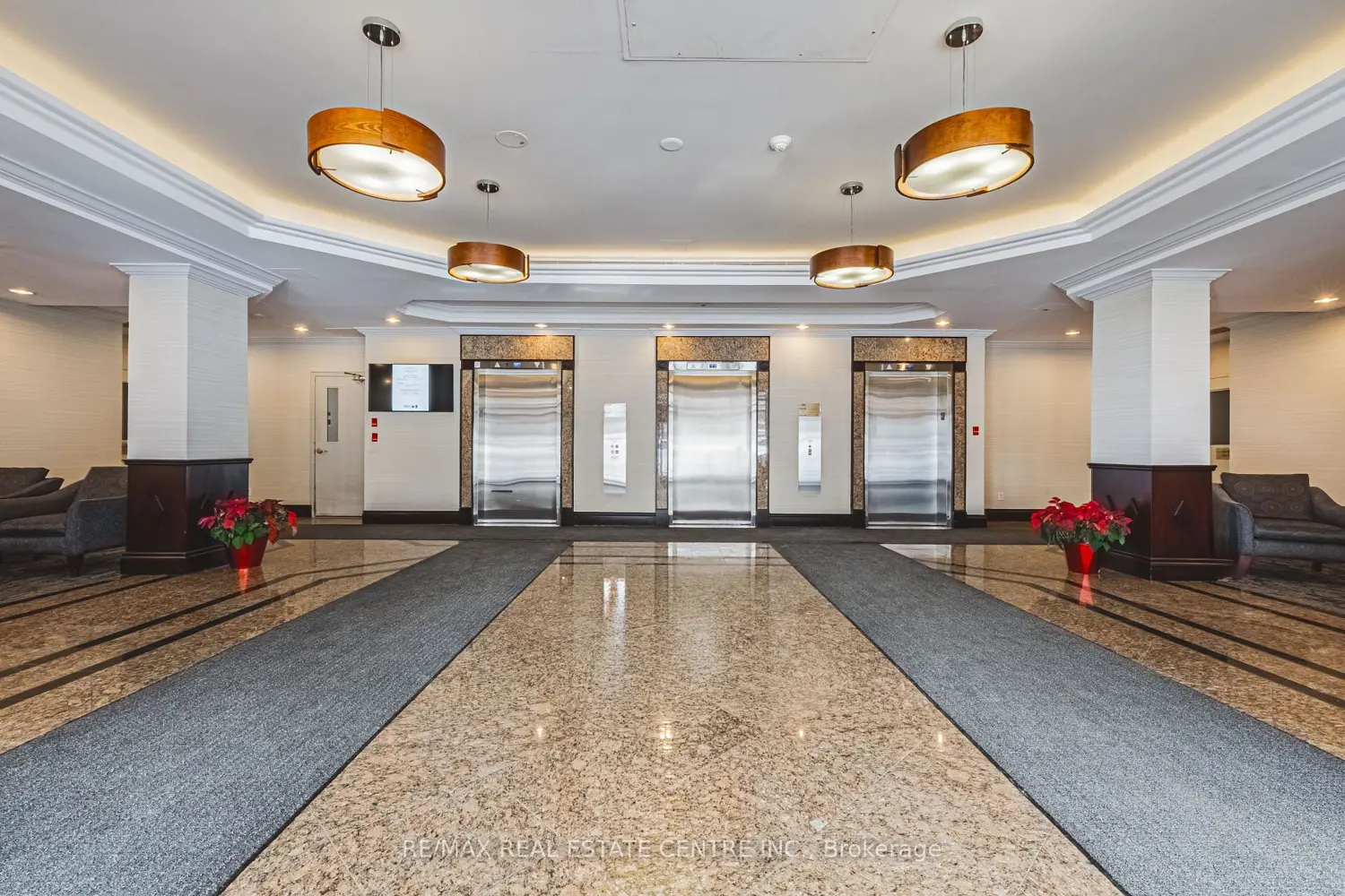 Additional image 3 of 2155 Burnhamthorpe Road Ph1904