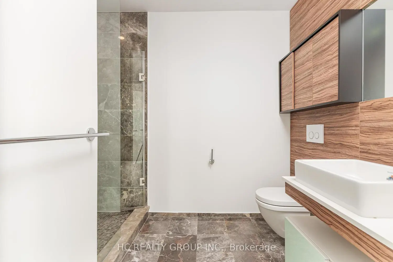 Additional image 8 of 75 St. Nicholas Street 3503