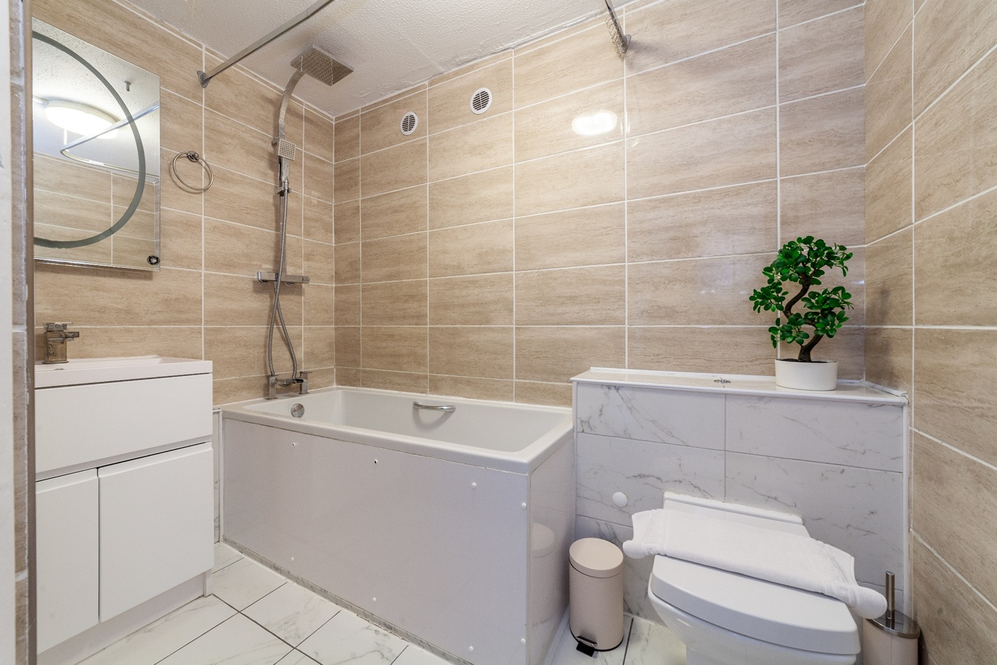 Additional image 6 of 4 Bed Flat, Upper Blantyre Walk, SW10, N1 7GU