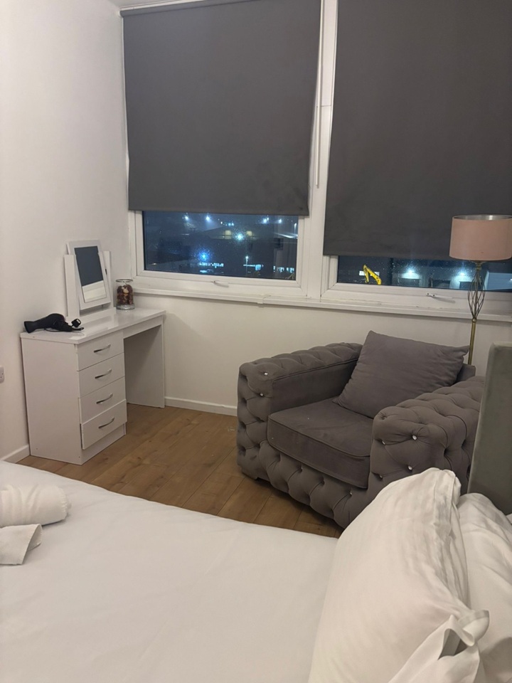 Additional image 4 of 1 Bed Flat, Hawthorns Business Centre, B66, N1 7GU