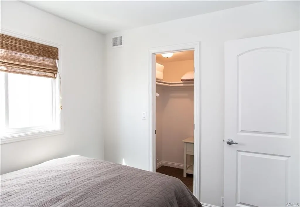 Additional image 21 of 35 A Surfside, Surfside, CA 90740