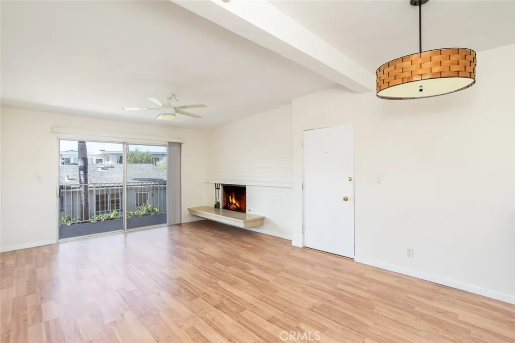 Additional image 4 of 310 Dahlia Place Unit B, Corona Del Mar, CA 92625