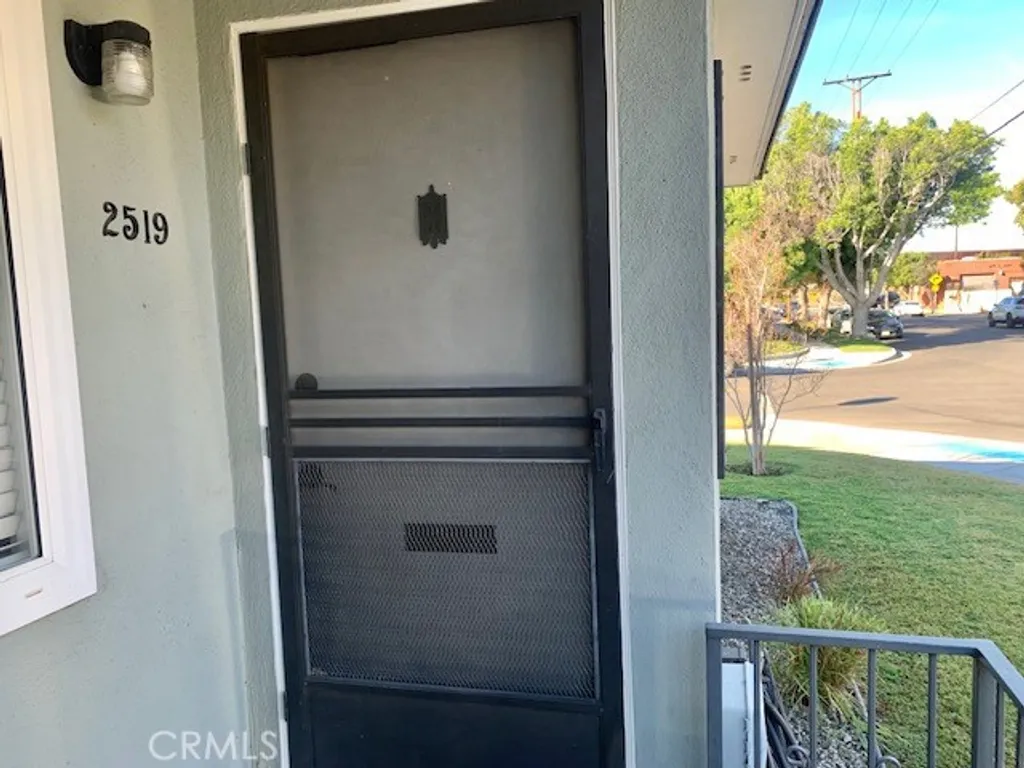 Additional image 3 of 2519 Tulare Ave, Burbank, CA 91504