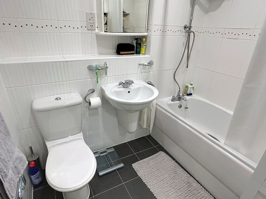 Additional image 14 of 2 bed flat for saleEsplanade House, The Esplanade, Porthcawl CF36