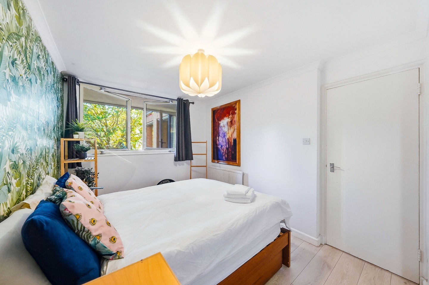 Additional image 8 of 2 Bed Flat, China Court, E1W, N1 7GU