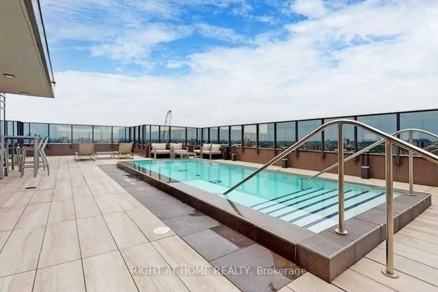 Additional image 15 of 330 Richmond Street 1501