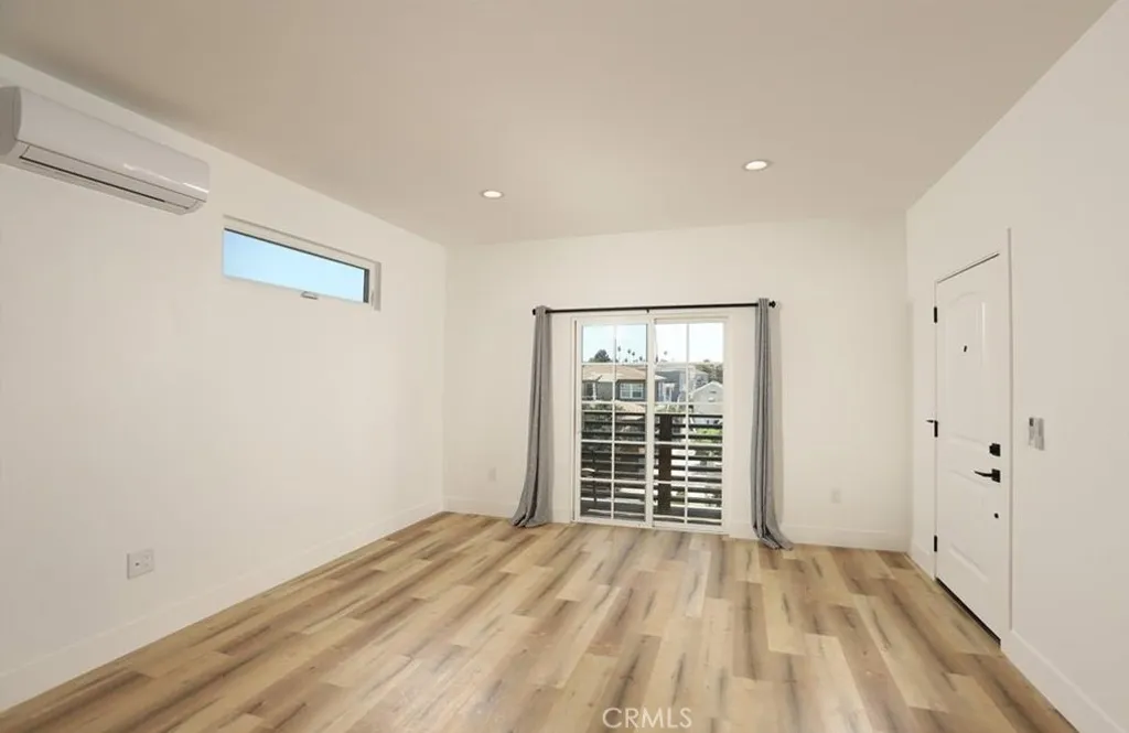 Additional image 13 of 4539 St Elmo Drive, Los Angeles, CA 90019