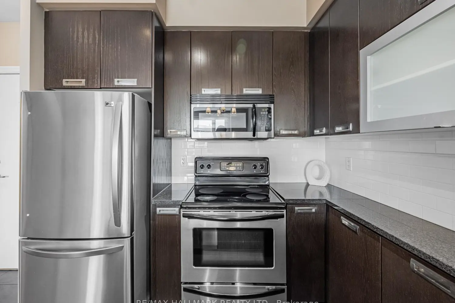 20 Gothic Avenue 721 photo 4