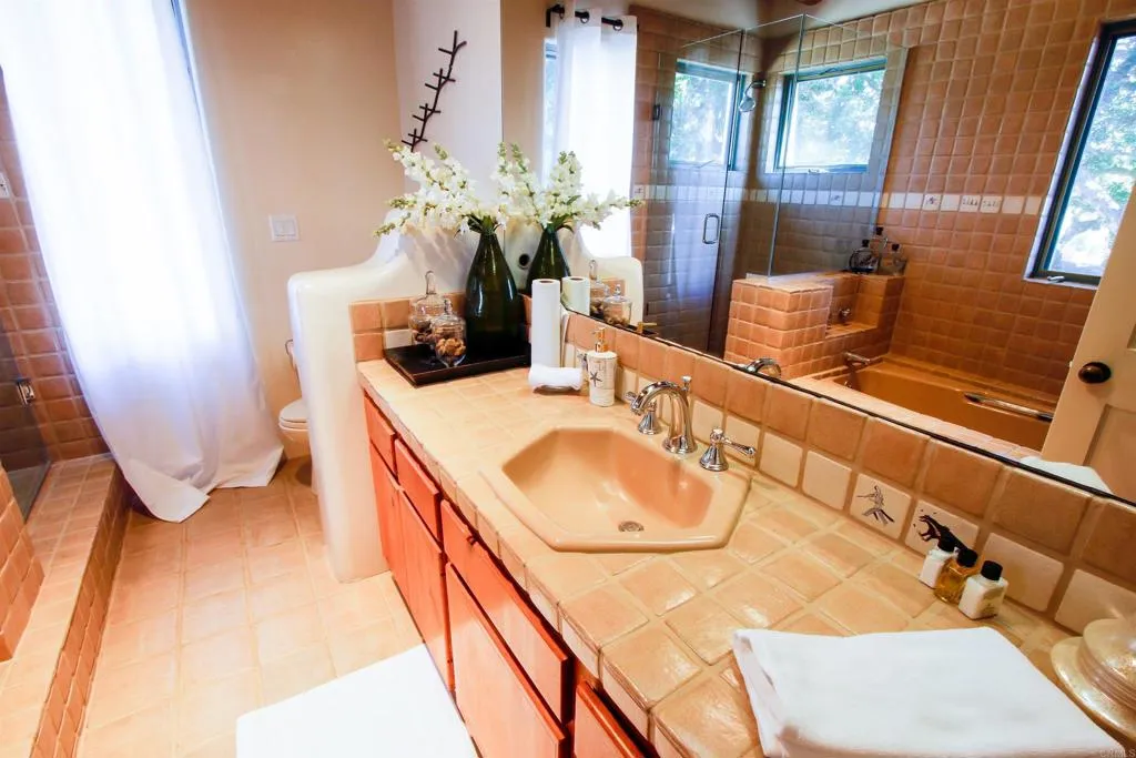 Additional image 120 of 2027 Glasgow Avenue, Cardiff By The Sea, CA 92007