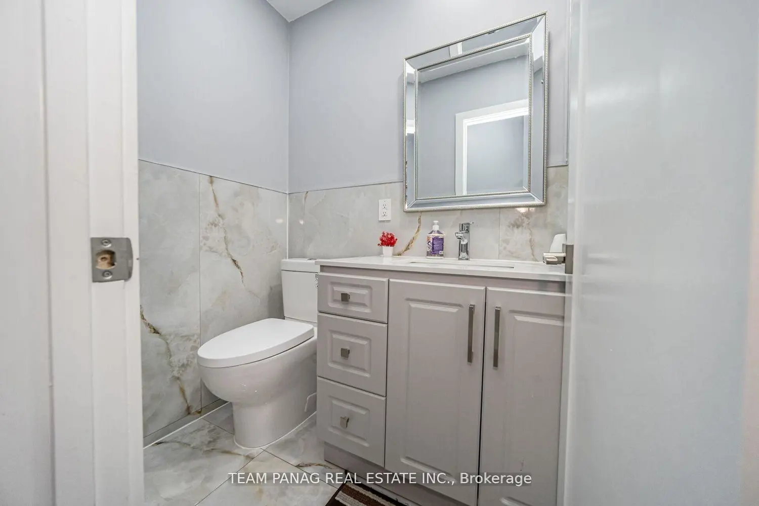 Additional image 6 of 8 Benton Street