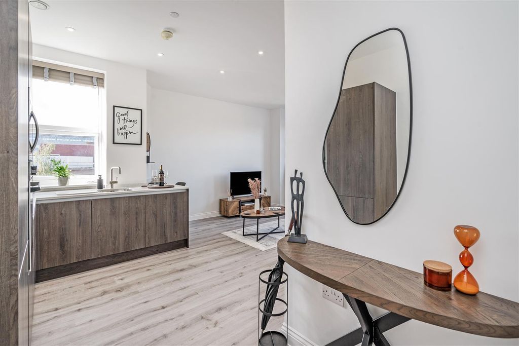 Additional image 11 of 1 bed flat for saleApt 21 Warwick House, 737 Warwick Road, Solihull B91