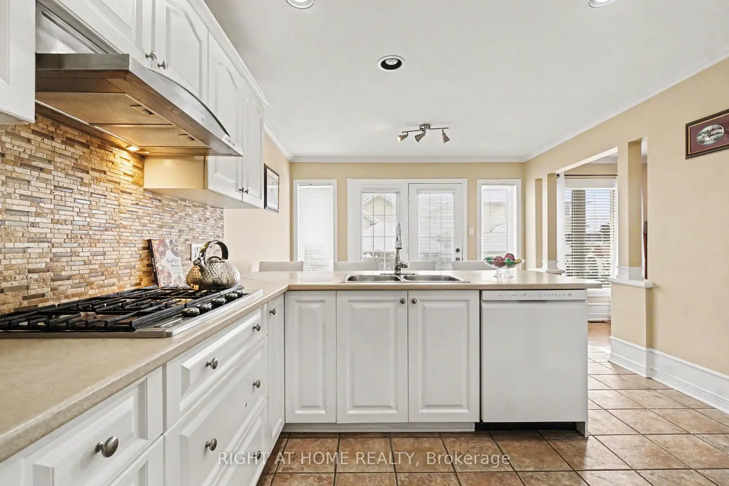 Additional image 11 of 1118 Lichen Avenue