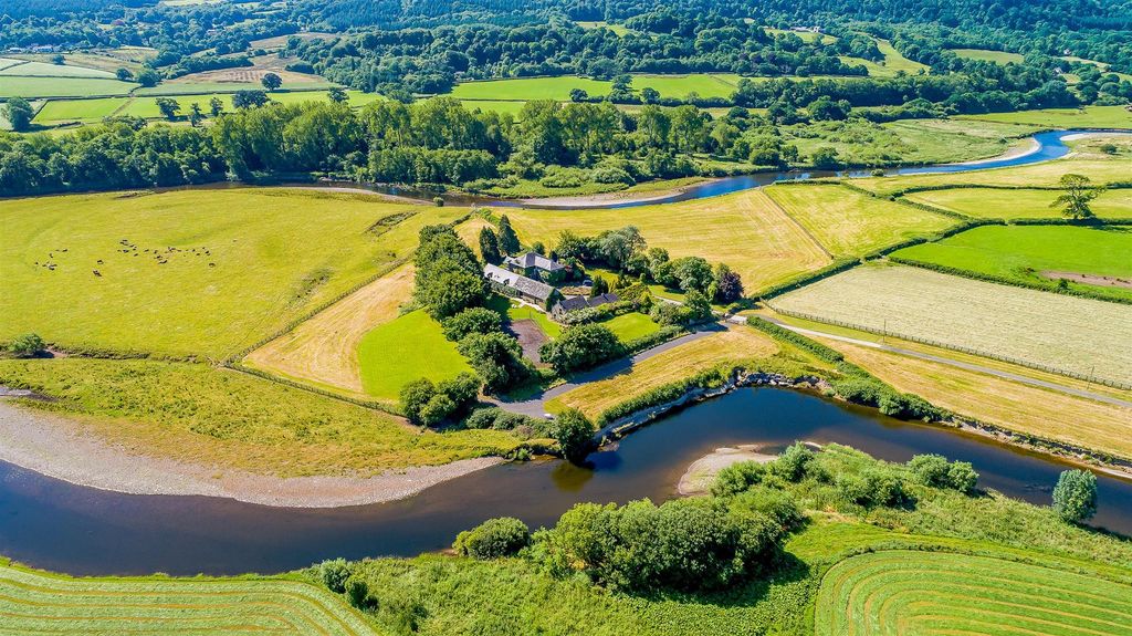 10 bed property for saleDryslwyn, Carmarthen SA32