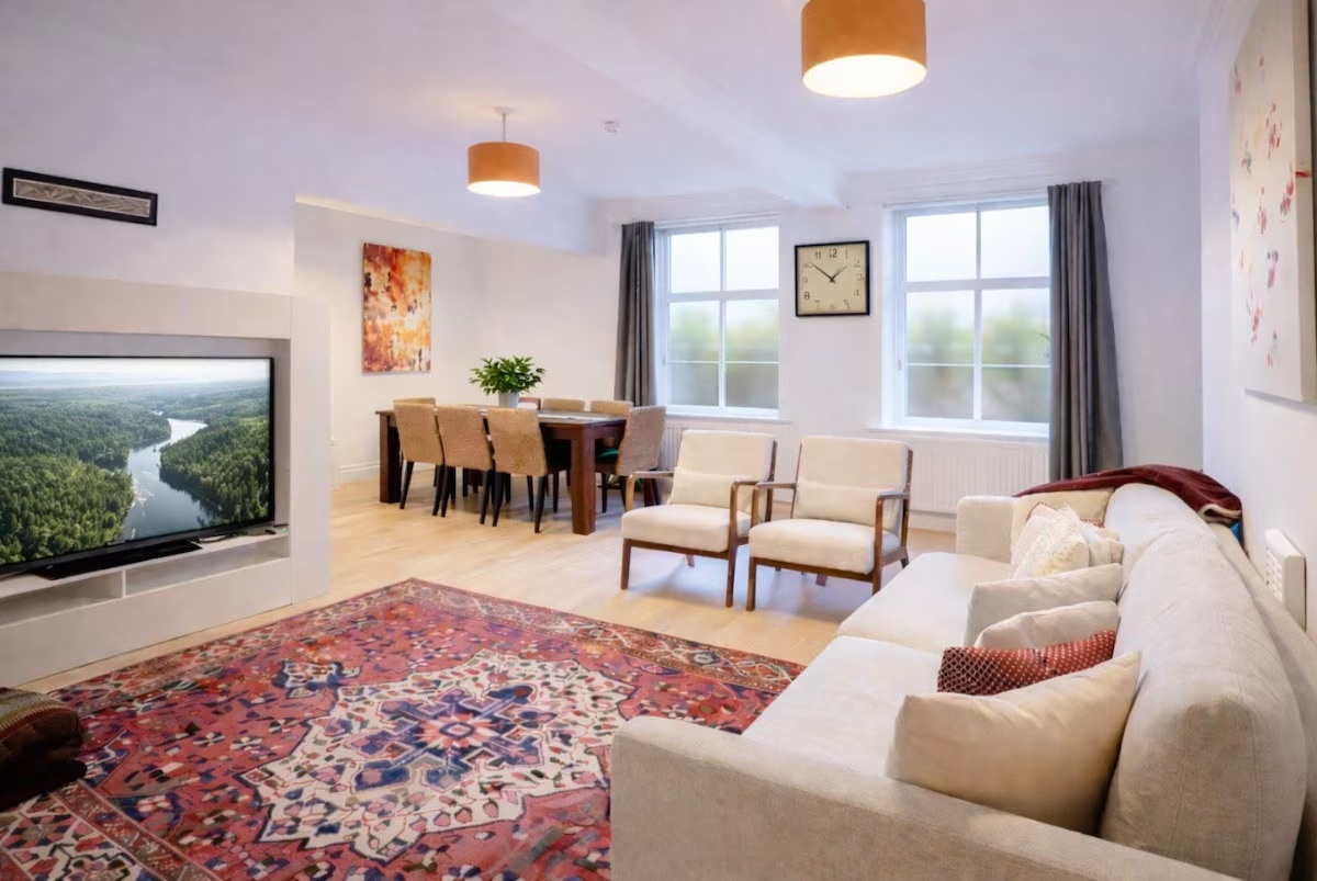 3 Bed Flat, Lg, SW5, N1 7GU