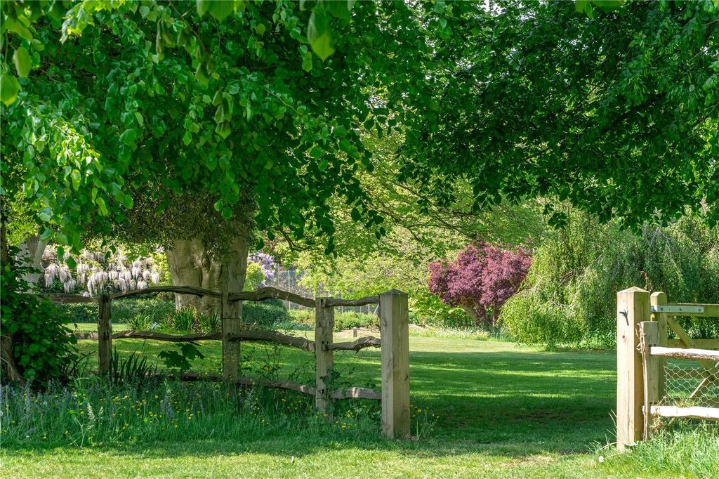 Additional image 37 of 7 bed equestrian for saleThe Whole | Hillfields Farm, Lower Basildon, Reading, Berkshire RG8