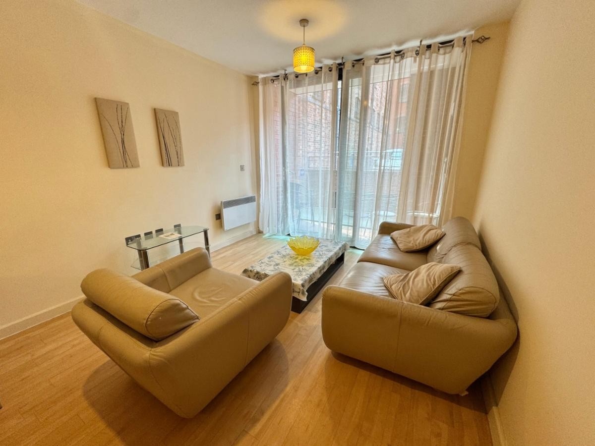 Additional image 3 of 1 Bed Flat, George St, B3, N1 7GU