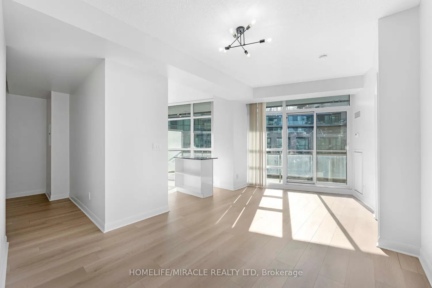 Additional image 5 of 15 Bruyeres Mews 806