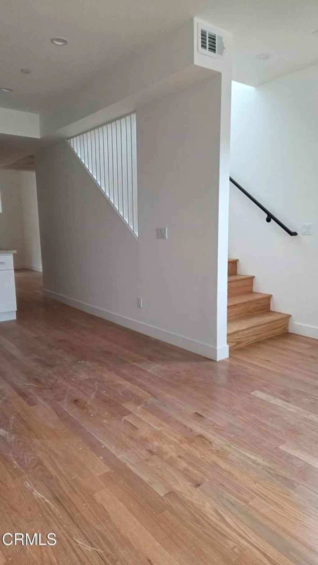 Additional image 4 of 917 N Ridgewood Place, Los Angeles, CA 90038