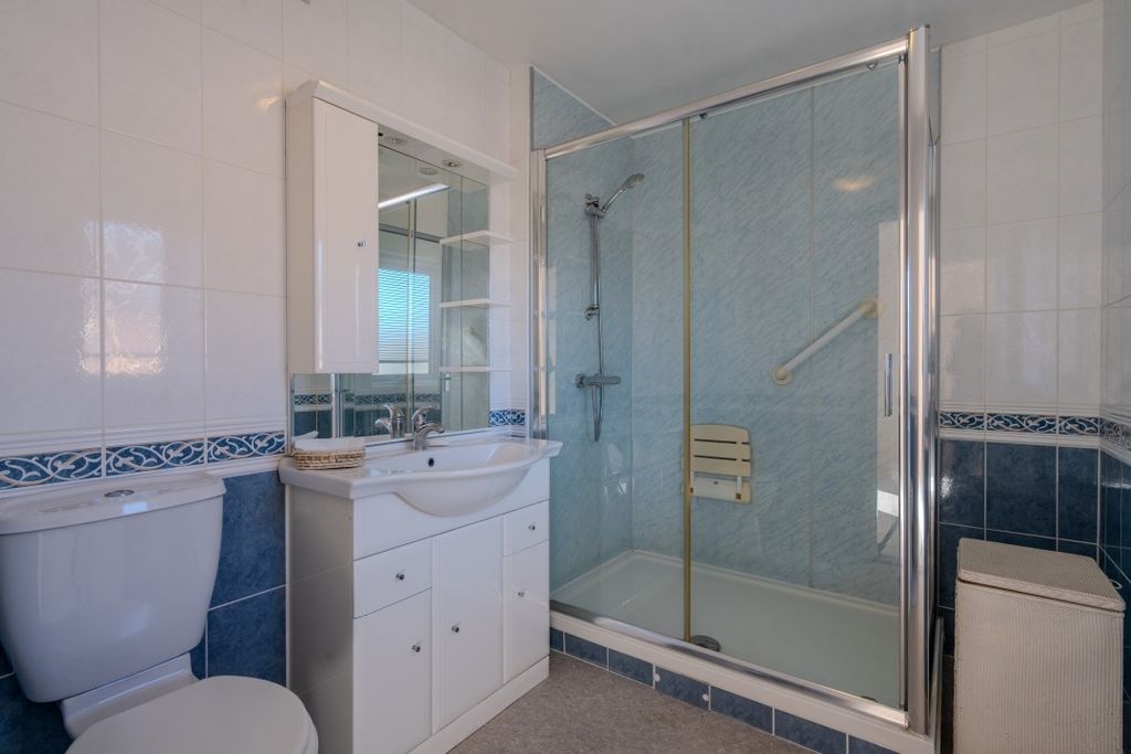 Additional image 15 of 3 bed flat for saleMaltsters Way, Oulton Broad NR32