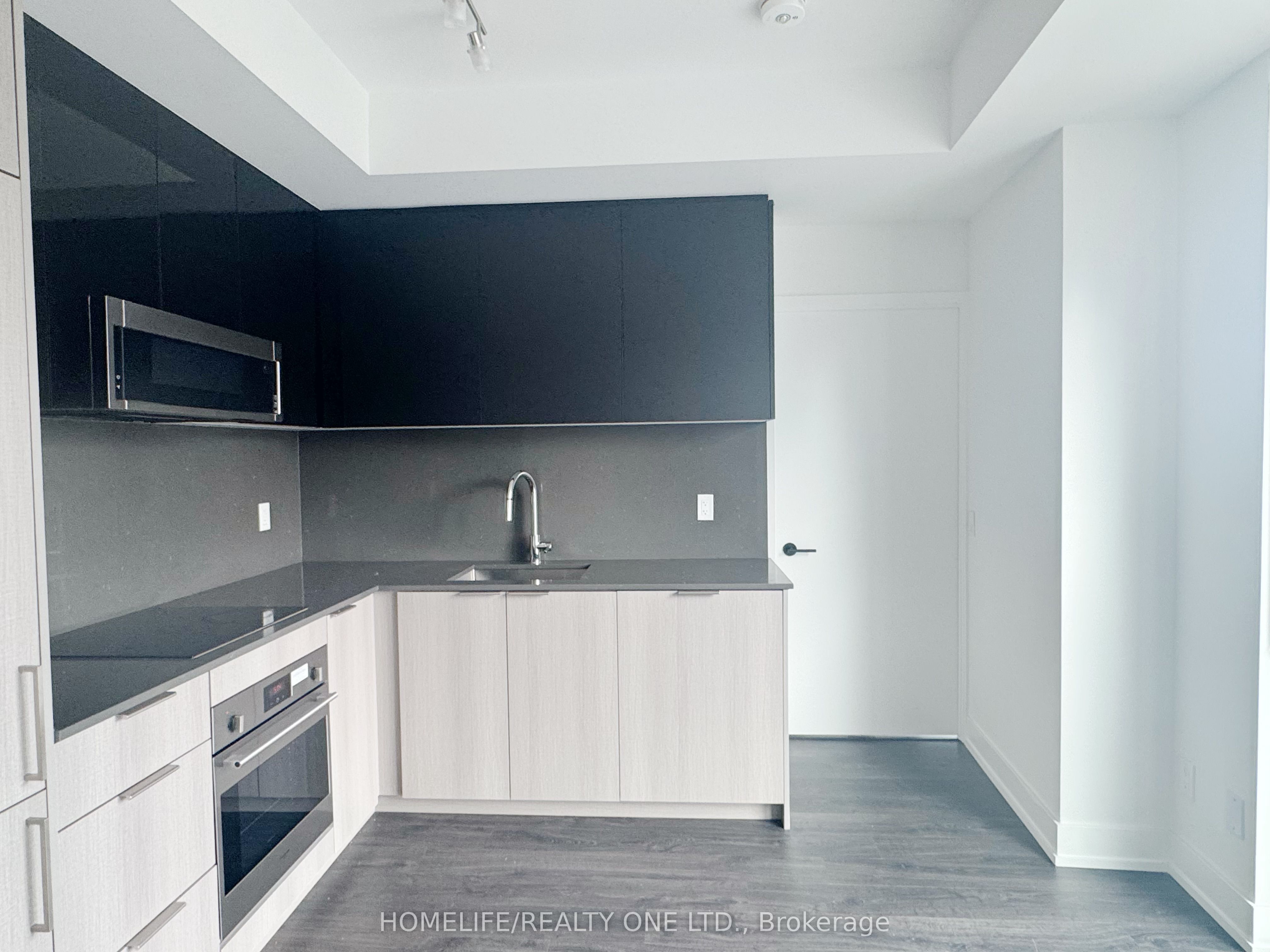 Additional image 3 of 2201-308 Jarvis Street, Toronto, ON, M5B 0E3