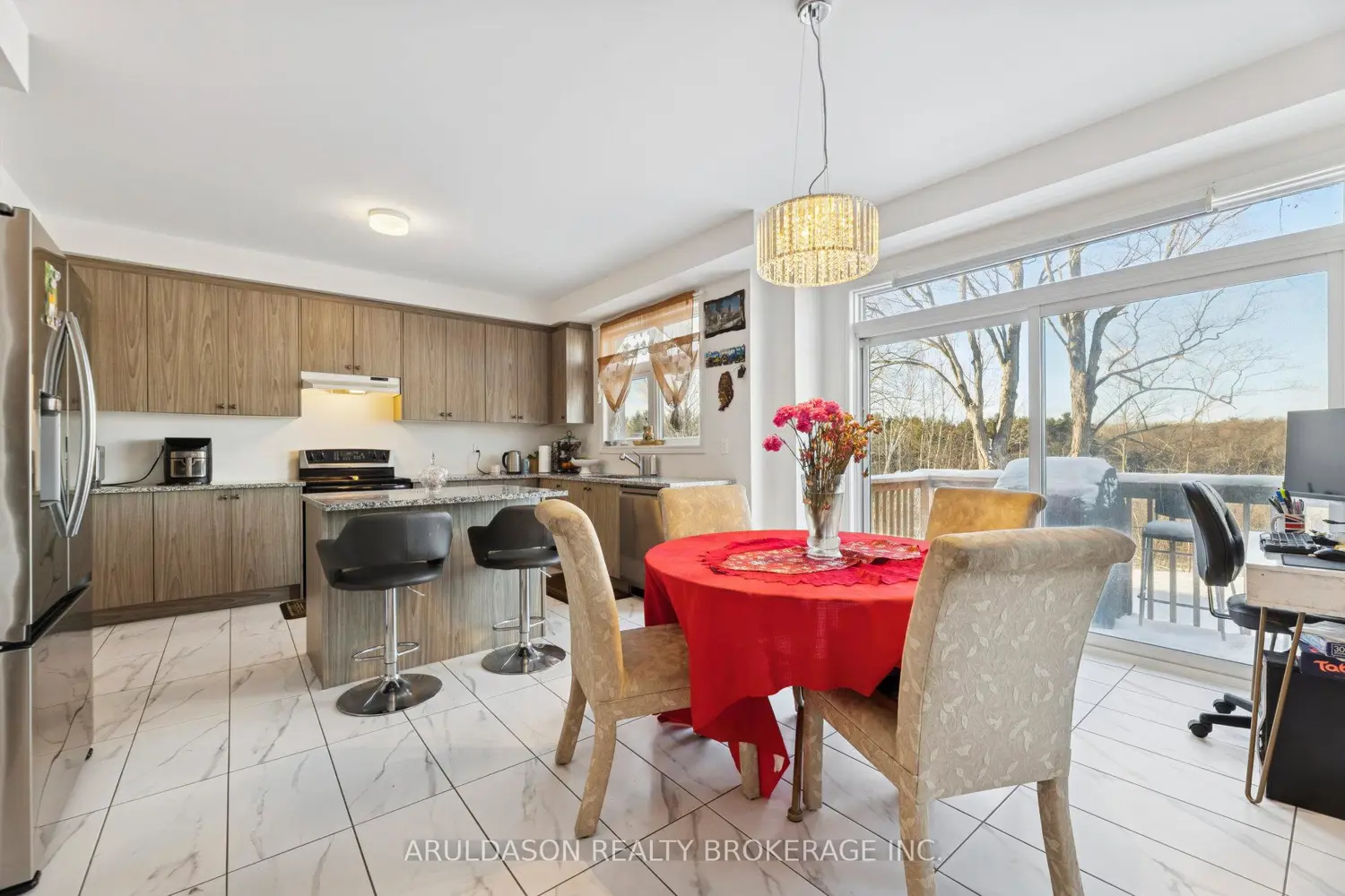 Additional image 5 of 513 Hornbeck Street